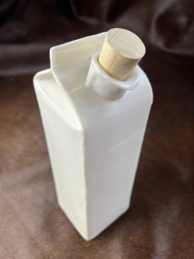 Porzellan Milchpackung mit Korken