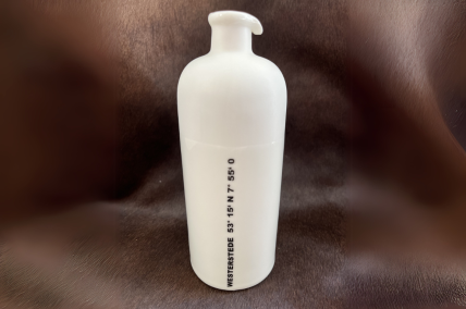 Porzellan Wasserflasche mit Westerstede Koordinaten 