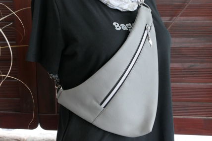 Crossbag Kunstleder Grau