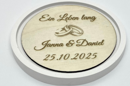 Teller für die Eheringe rund