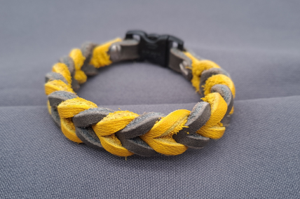 Armband aus Fettleder grau-gelb