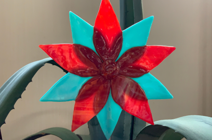 Blume rot/ türkis