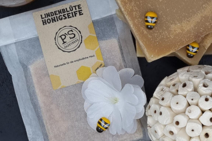 Lindenblüte Honigseife aus eigener Imkerei - mild und rein – mit Olivenöl 100 Gramm