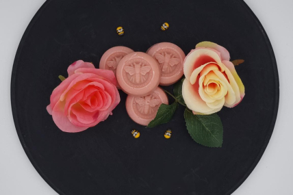 Sylter Rose Honigseife aus eigener Imkerei - mild und rein – mit Olivenöl 40 Gramm