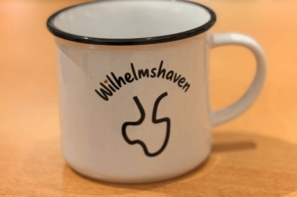 Keramiktasse Wilhelmshaven mit Jadebusen