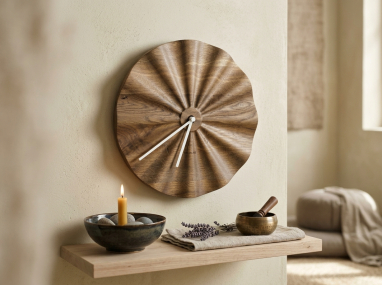 SUN - Wanduhr Eiche geräuchert geölt