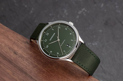 Primus Automatik Stahl-Grün - Grünes Lederband.