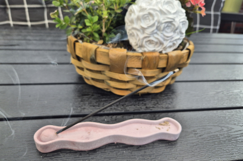 Räucherstäbchenhalter
