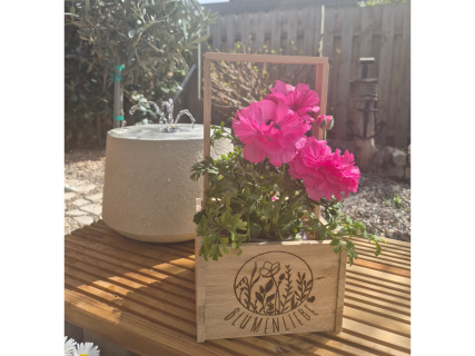 Holzkiste | Geschenk | Mitbringsel | Blumentopf | Lasergravur
