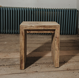 Hocker, Beistelltisch in U-Form “Hanka“ aus Holz