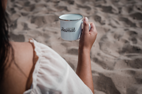 Emailletasse "einfach Heimat" 