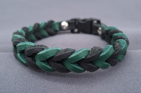 Armband aus Fettleder schwarz-grün