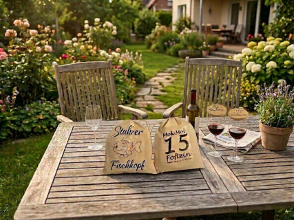 2 Bierdeckel + 1x Mok Mal 15 + 1x Stuhrer Fischkopf