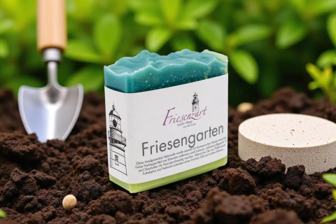 Friesengarten Gärtnerseife – Salz & Bimsstein Peeling (110 g)