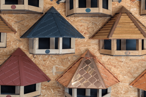 Wand Futterhaus  Kupferdach