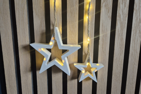 Beleuchtete Keramiksterne