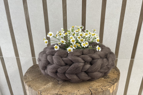 Kleiner Dekokranz aus Merinowolle Schoko