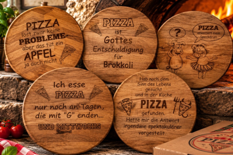 Gravierter Pizzateller aus Mangoholz mit Spruch