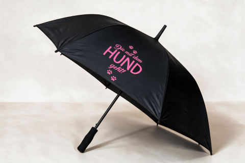 Regenschirm „Die mit dem Hund geht“ - Schwarz - Druck Neonpink