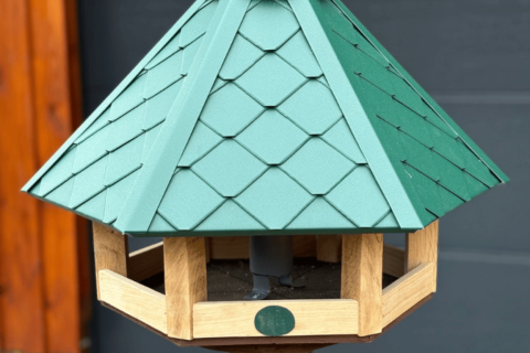 Futterhaus stehend Standard