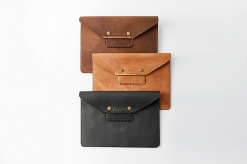 Tablettasche Ipadtasche aus Leder personalisierbar