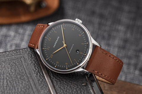Primus Automatik Stahl-Grau/Gold - Hellbraunes Lederband