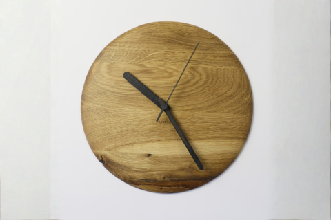 Planet - Wanduhr Eiche massiv natur