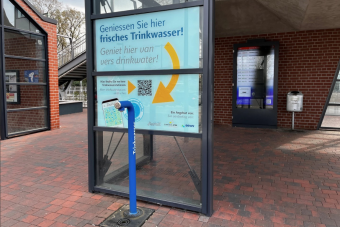 Trinkwasserspender am Bahnhof in Augustfehn