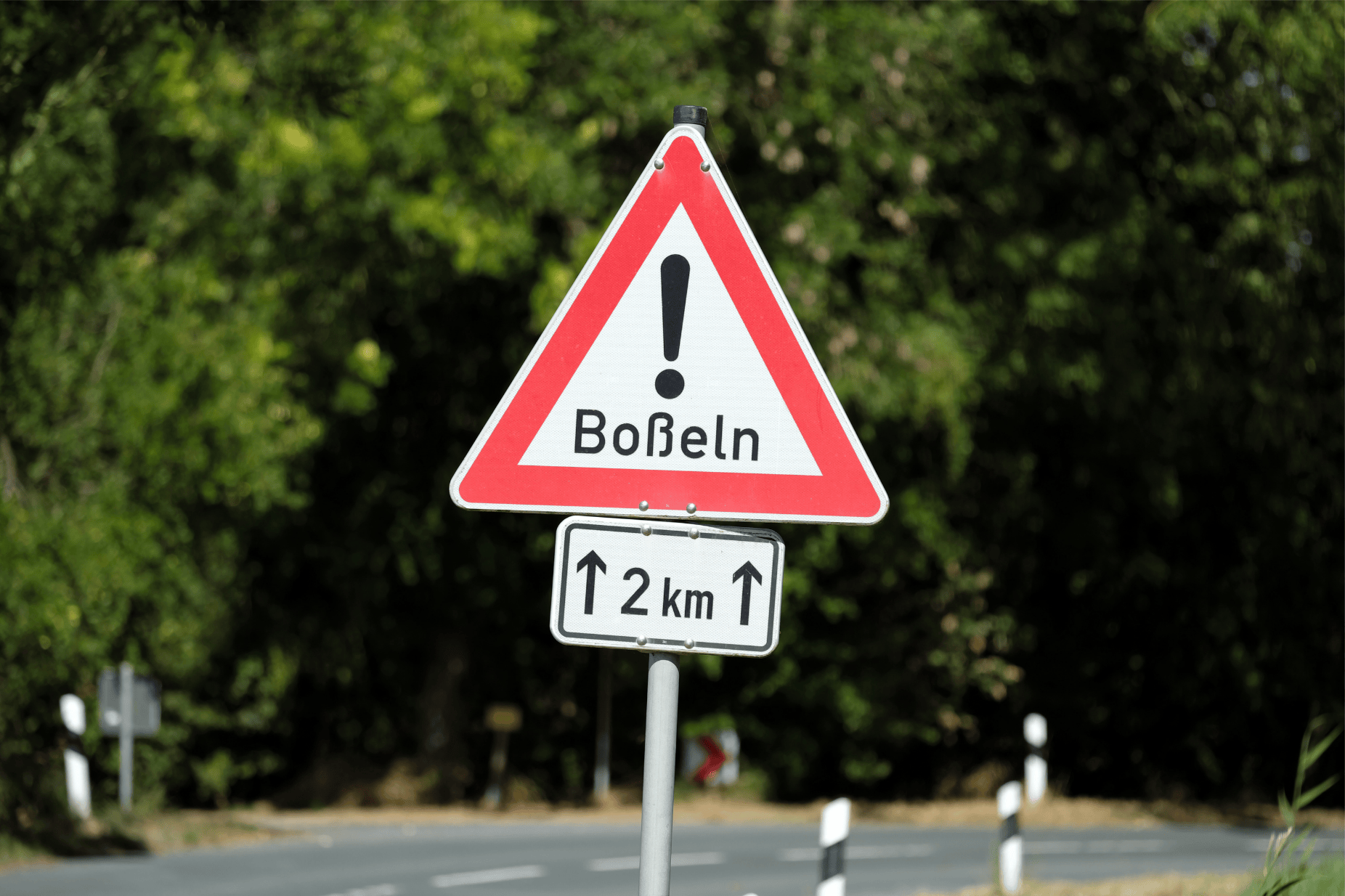 Typisch norddeutsche Sportarten - Boßeln, Pultstockspringen & mehr