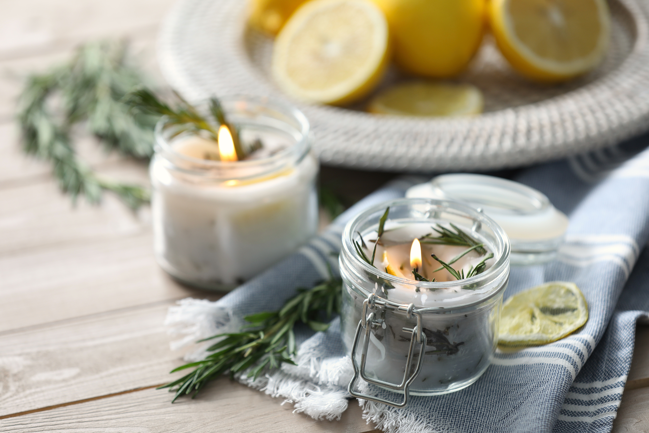 Citronella-Kerzenduft gegen Mücken - einfach Heimat